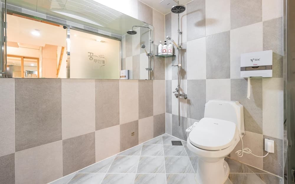 Jeongeup Jjakkkung Self Check-in Motel