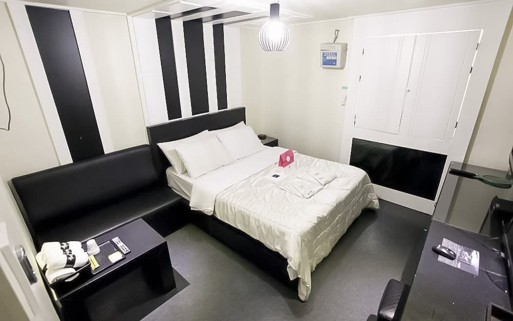 Suwon Byeolheneunbam