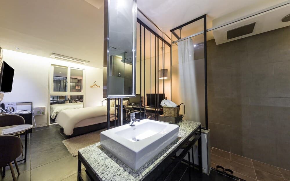 Cheongju The Vantt Self Check-in Motel