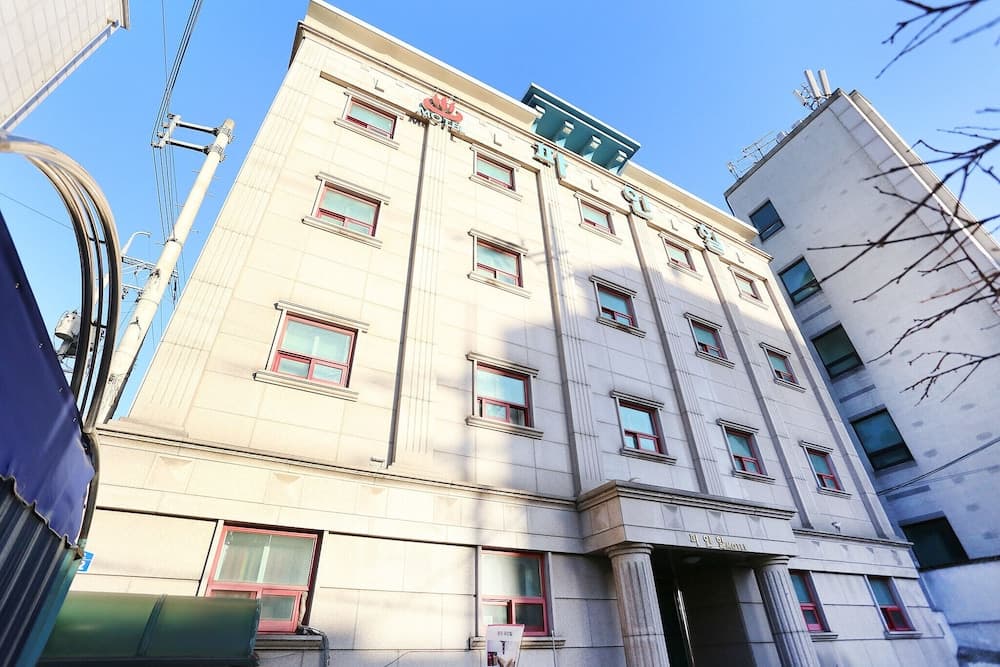 hotel image