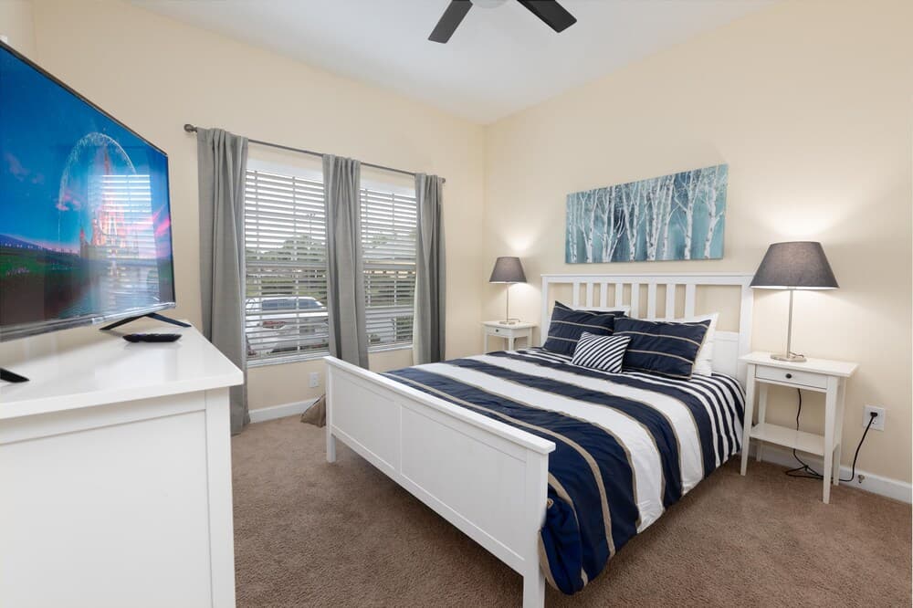 8919pp 4 Bedroom Townhouse by Redawning