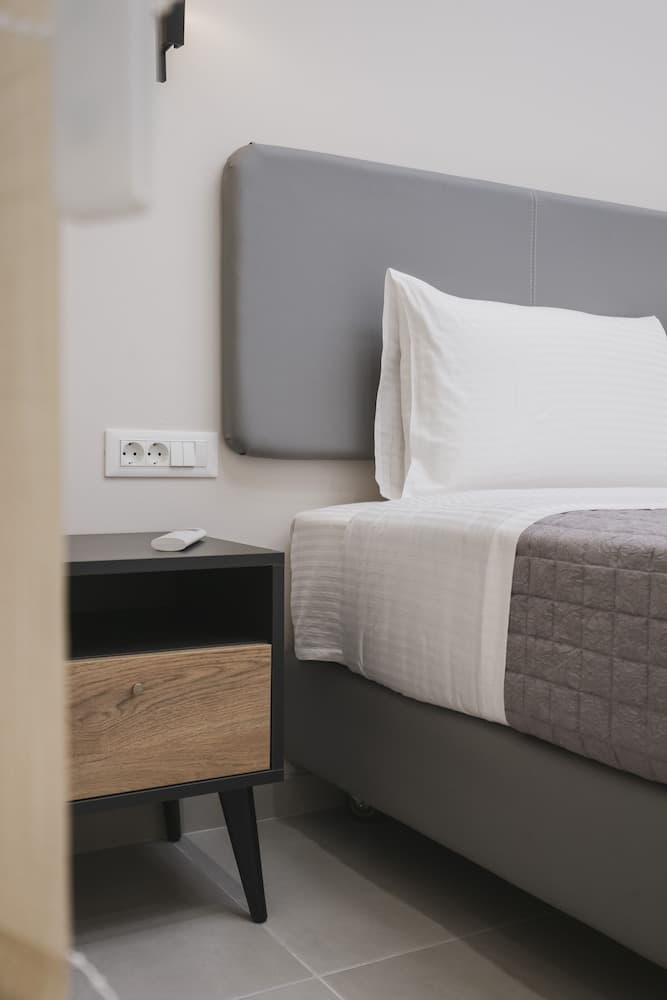 Central Apartment 1 near Old Town & Bus Station