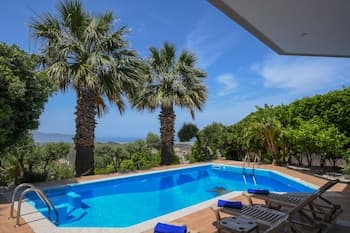 Cretan Paradise Villa - Private Pool
