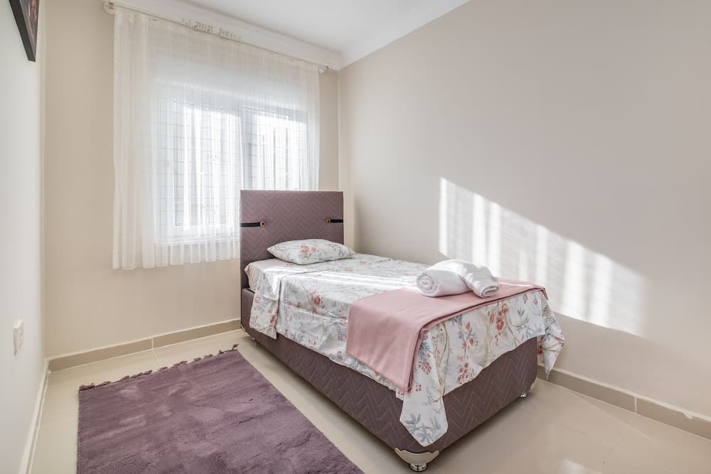 Villa Aris by Villatatilin