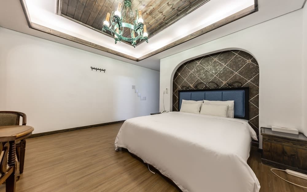 Chungju Toronto Hotel