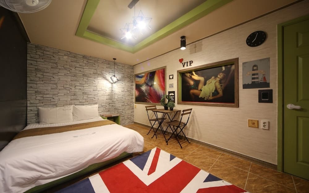 Changwon Palyongdong Time