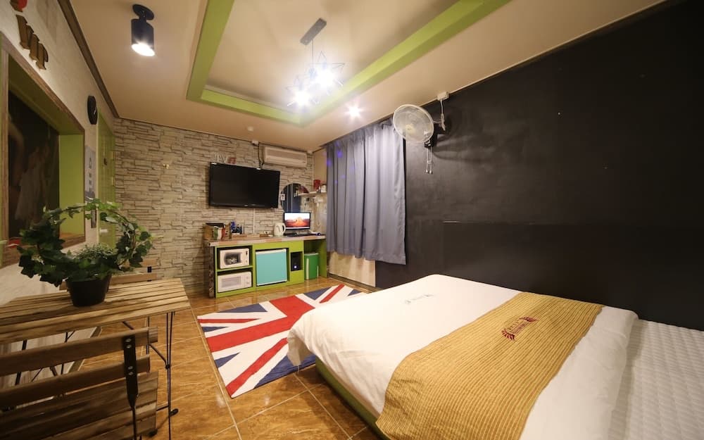 Changwon Palyongdong Time