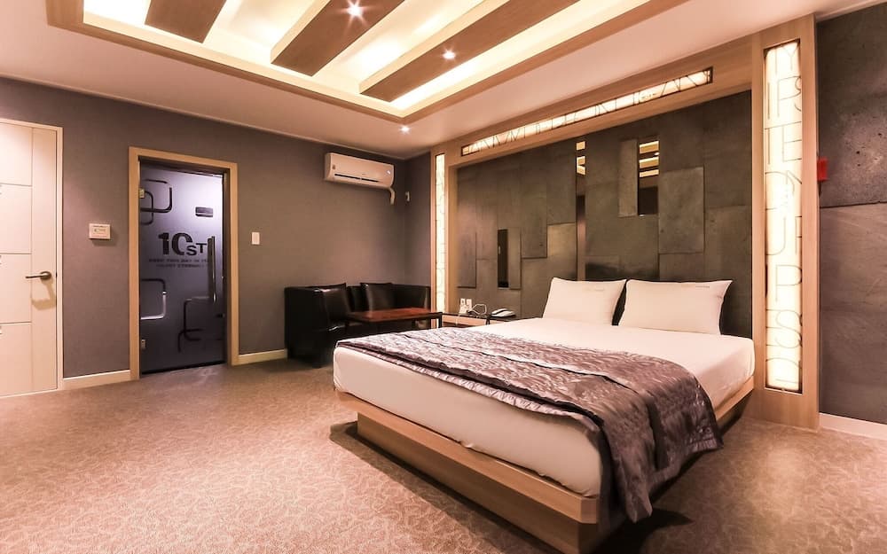 Daegu Dongdaegu Station 10th Street