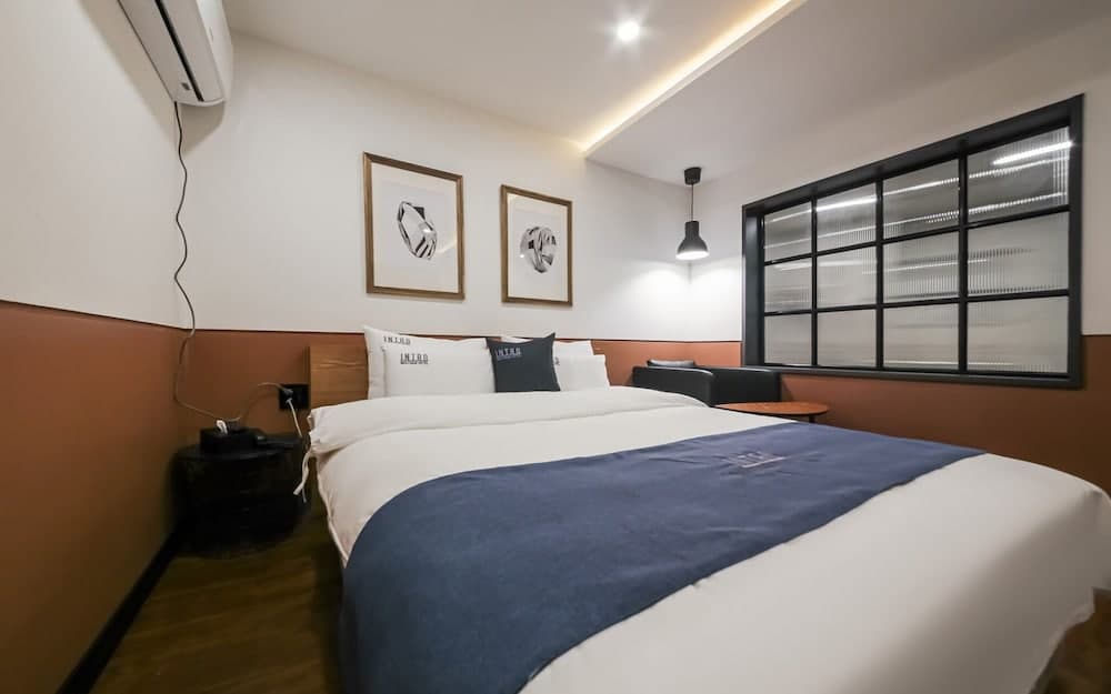 Jeonju Junghwasandong Hotel Intro