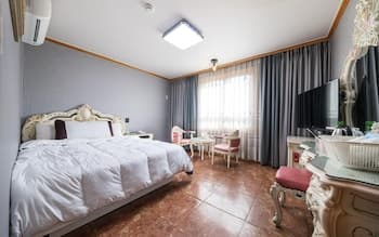 Yangju Gallery Hotel