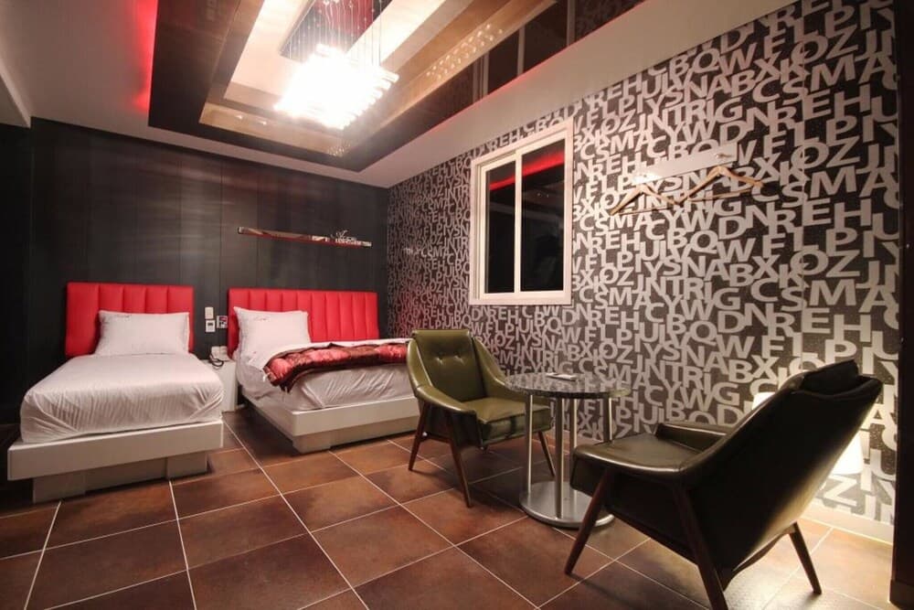 Daegu Dongdaegu Station Anne