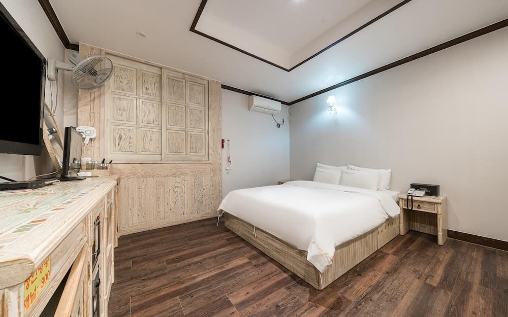 Daejeon Munchang Rosemary