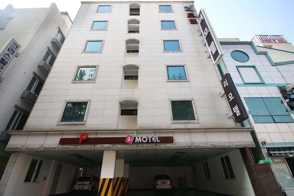 hotel image