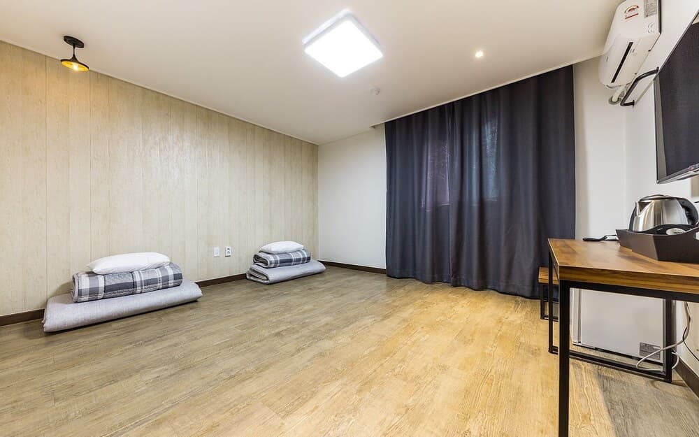 Jeongju Ochang Hotel Bom