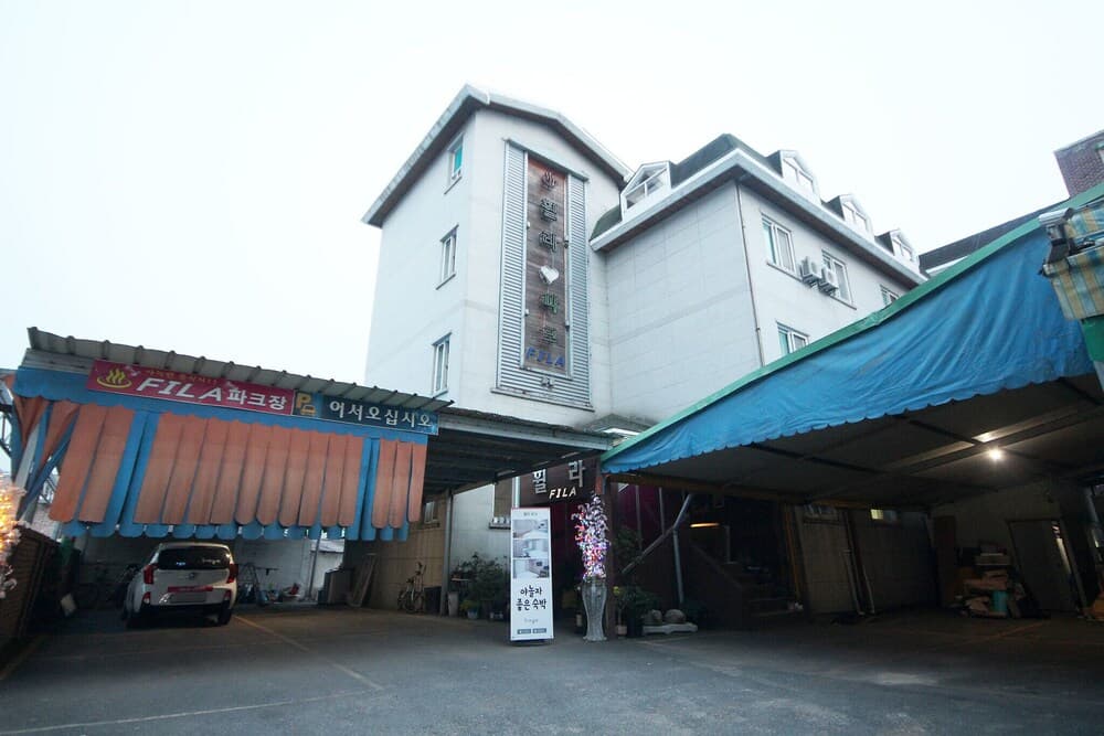 hotel image