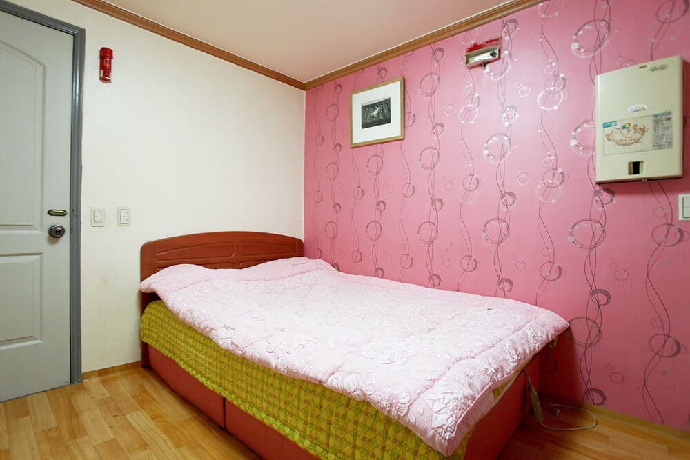 Konkuk University Yeongdong Motel
