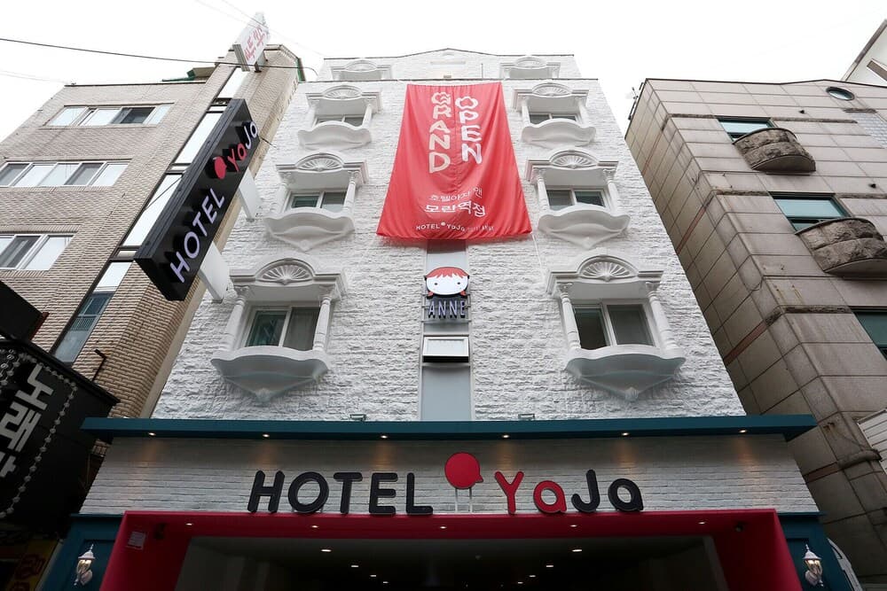 hotel image