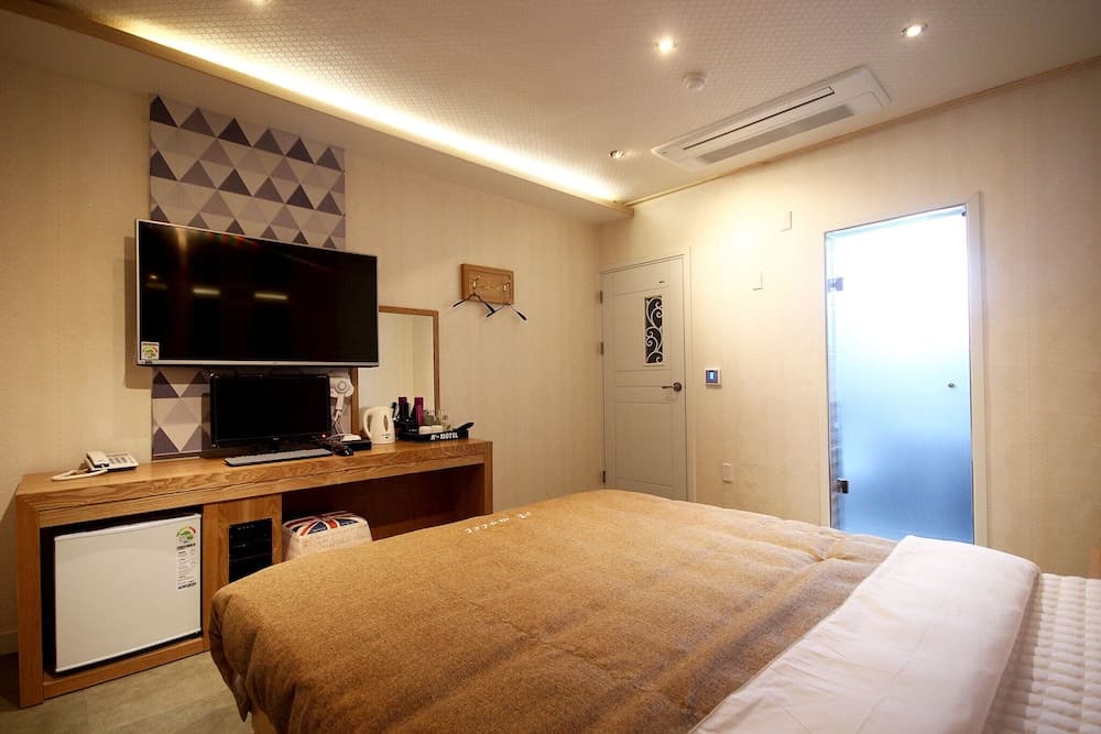 Changwon Sangnam-dong A Plus