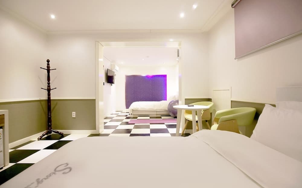 Goesan Story Self Check-in Motel