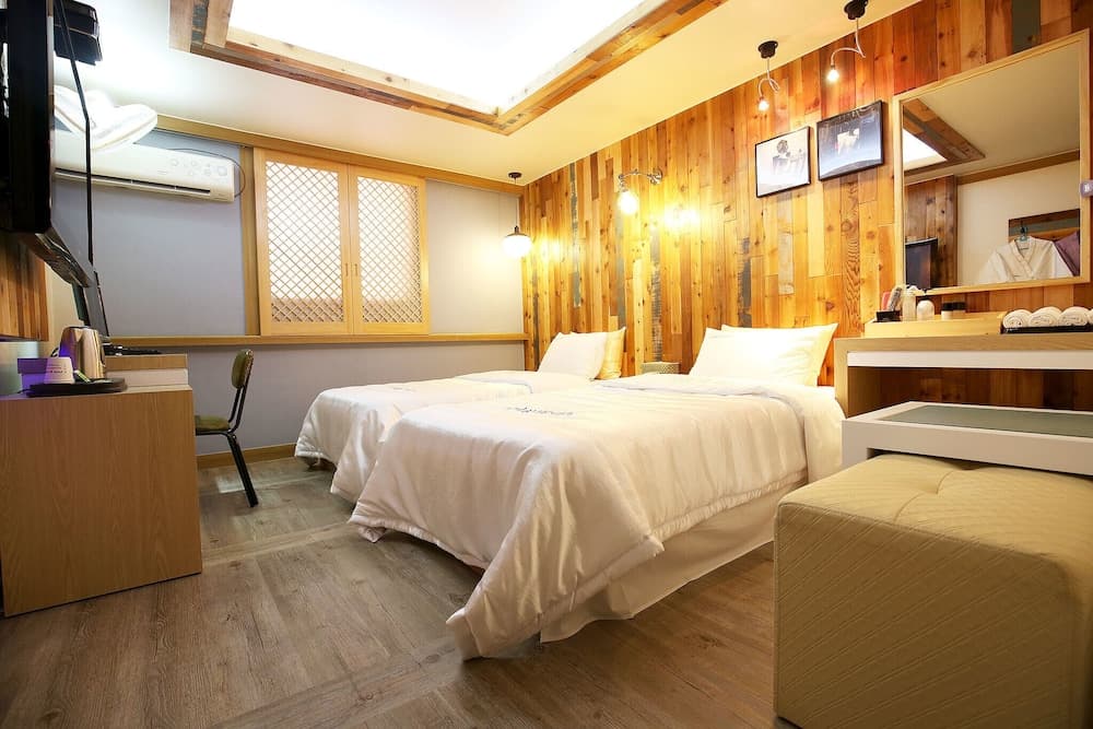 Daejeon Yongjeon Good Time