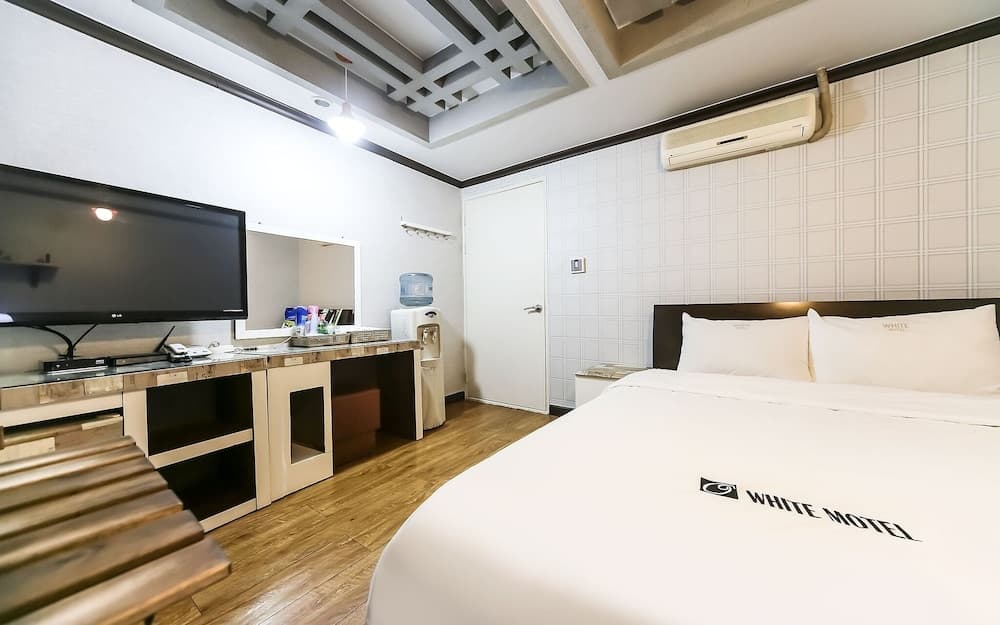 Changwon Masan White