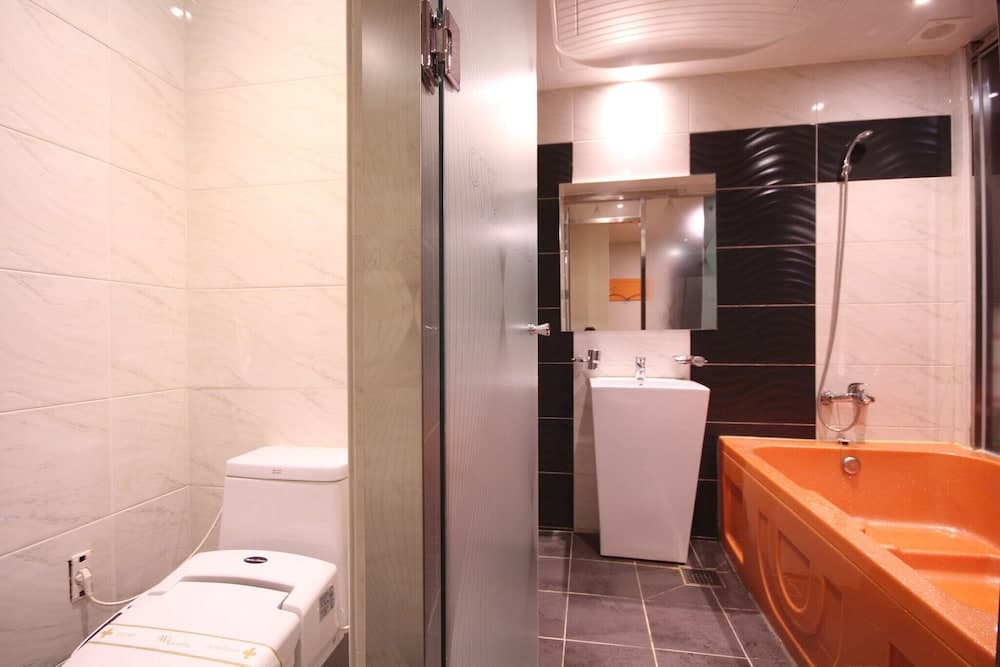 Changwon Masan Hapseongdong WA