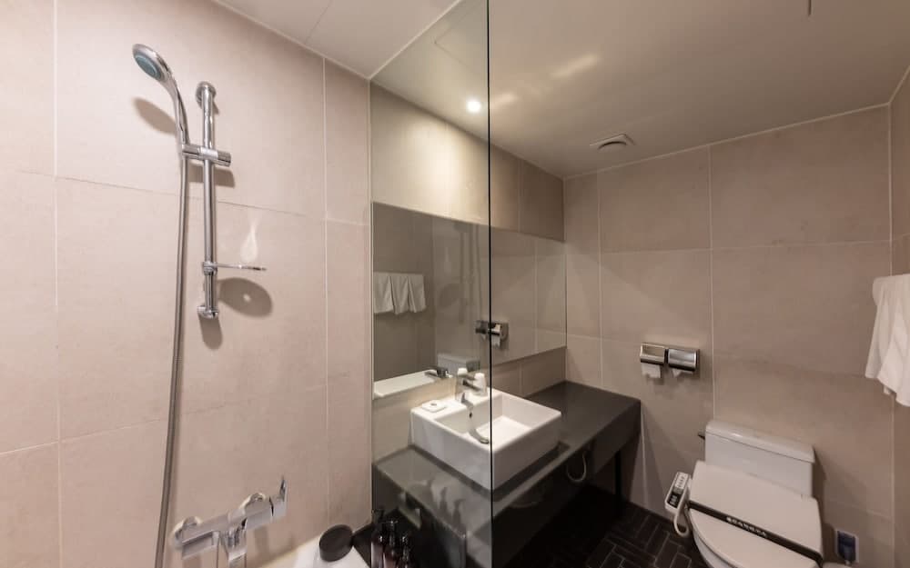 Pohang Yaja Yeongildae