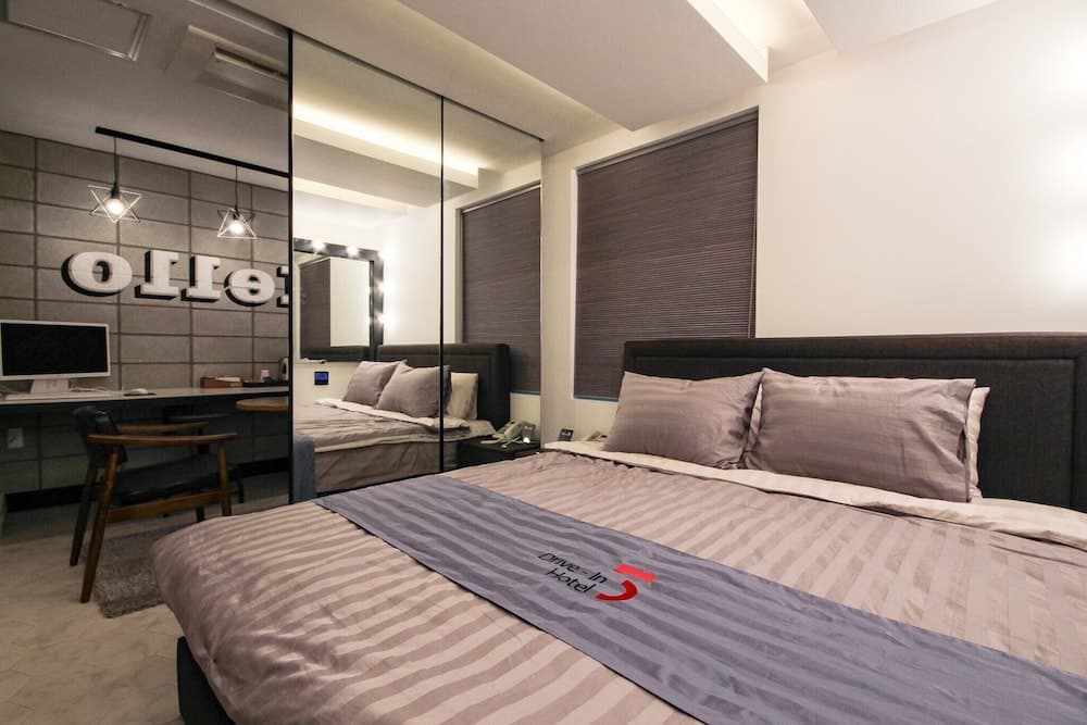 Wanju Five Drive Self Check-in Motel