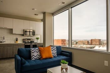 FRONTDESK Flashcube Apts Downtown Kansas City