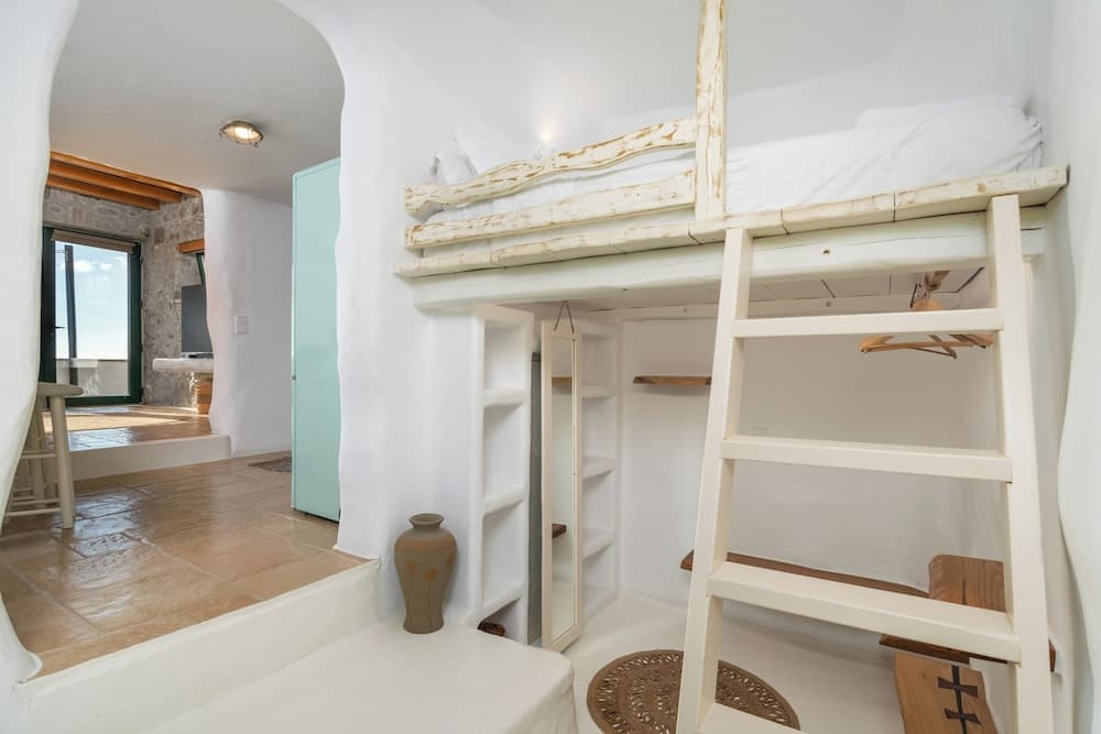 Petra Residence Mini Pool Spa