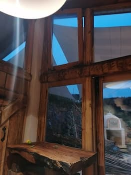 The Farm, Maria Serrao Aljezur