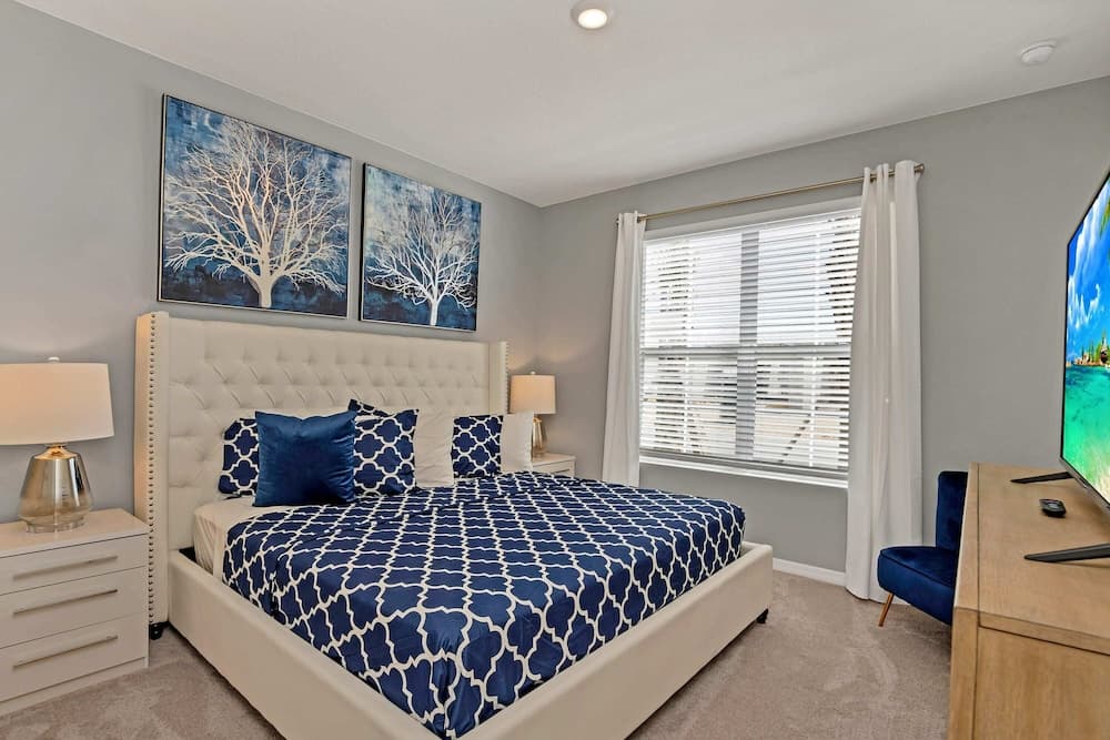 Lake View Home, Lavish Home With Big Pool Area, CDC Standards #7st556