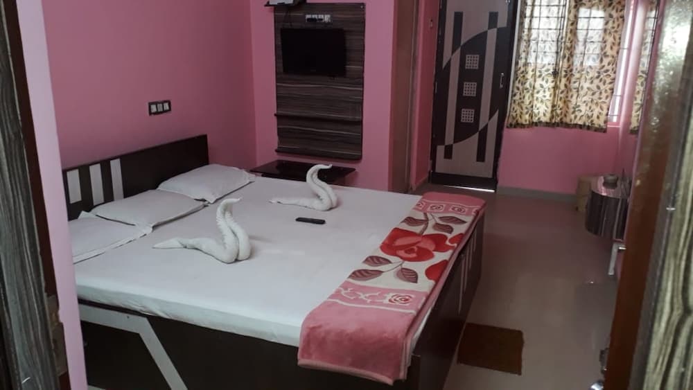 Goroomgo Barsha Resort Digha