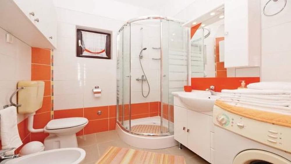 Beautiful Apartment Nora - near the beach