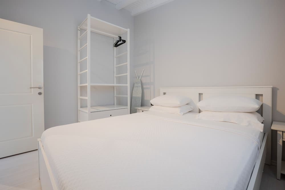 AEGEAN Apartments - Marina & Chios Island View