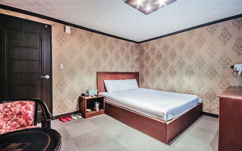 Jangseong Hotel New Napori