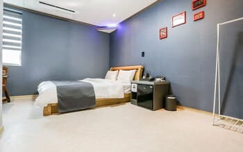 Yangyang JM Self Check-in Motel