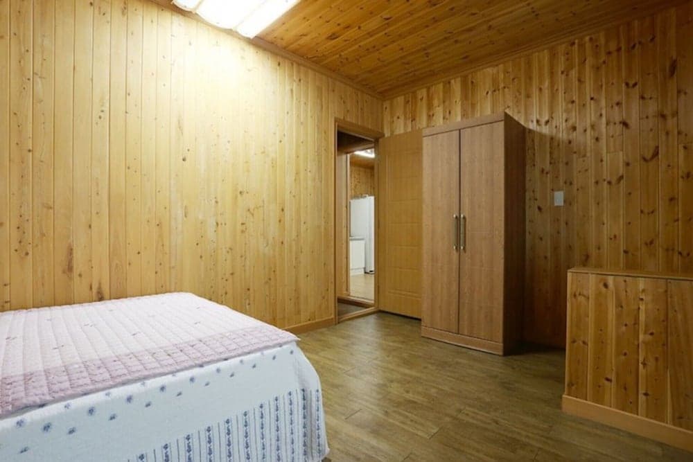 Yeongwol Dongkang Hasoel Pension