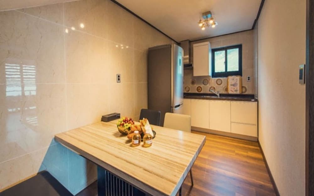 Busan Sseonaenmun Private Pool Villa