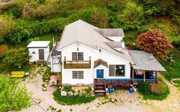 Geumsan Riverville Pension