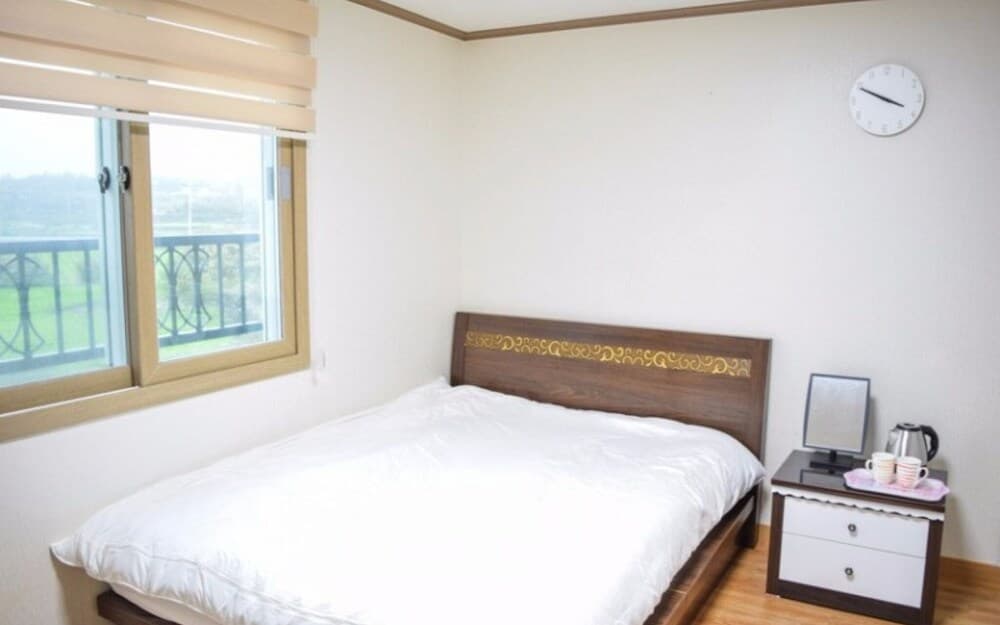 Jeju Joamoru Pension