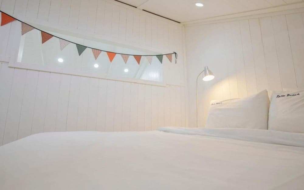 Taean Palm Beach Pension