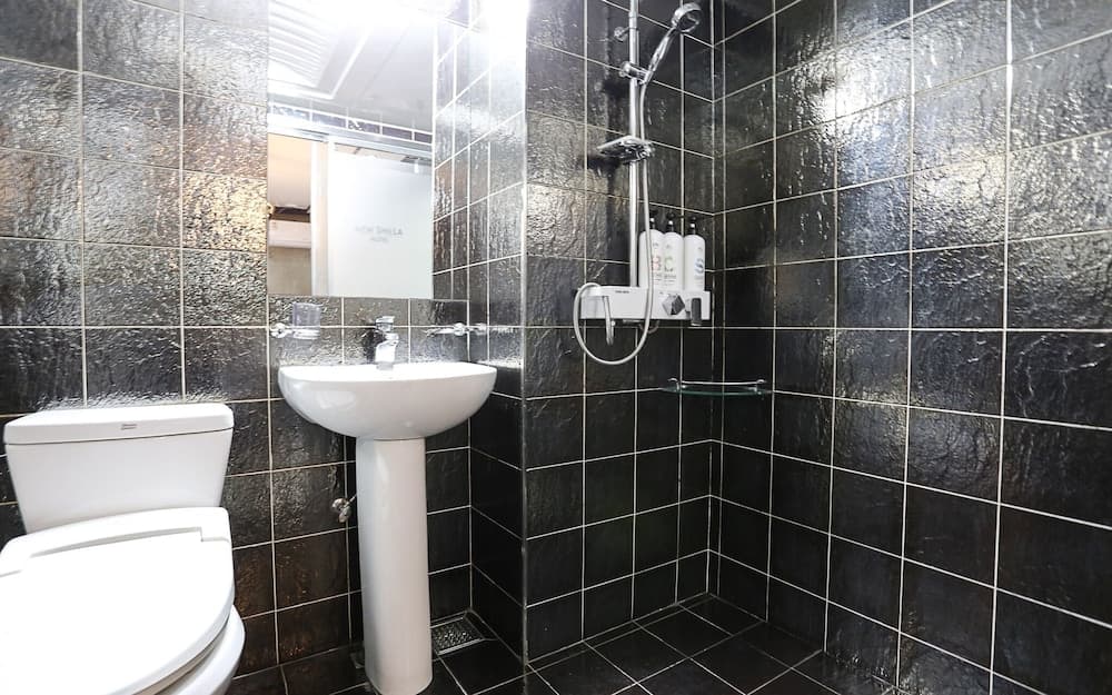 Yeongdeungpo New Silla