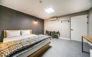 Chilgok Seokjeok Mont Blanc