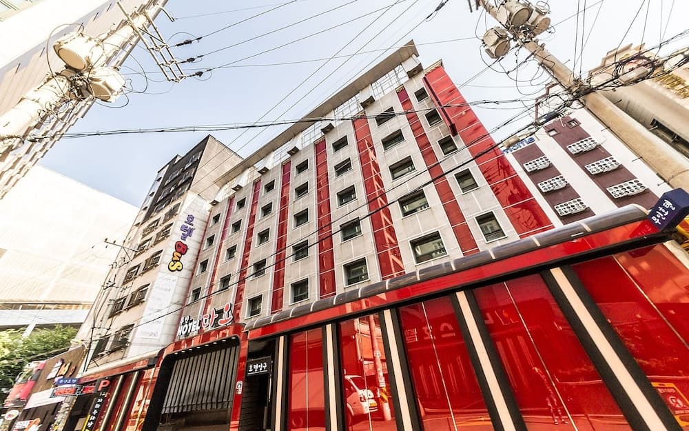 hotel image