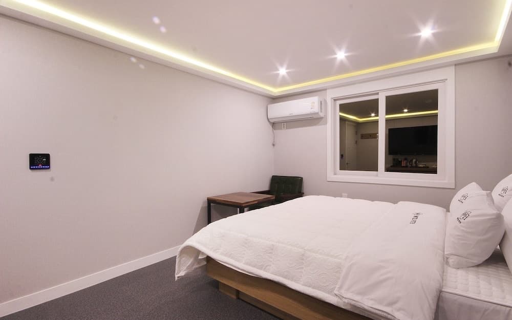 Ulsan Mugeodong With