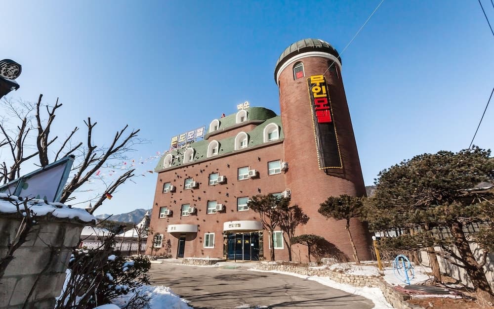 hotel image