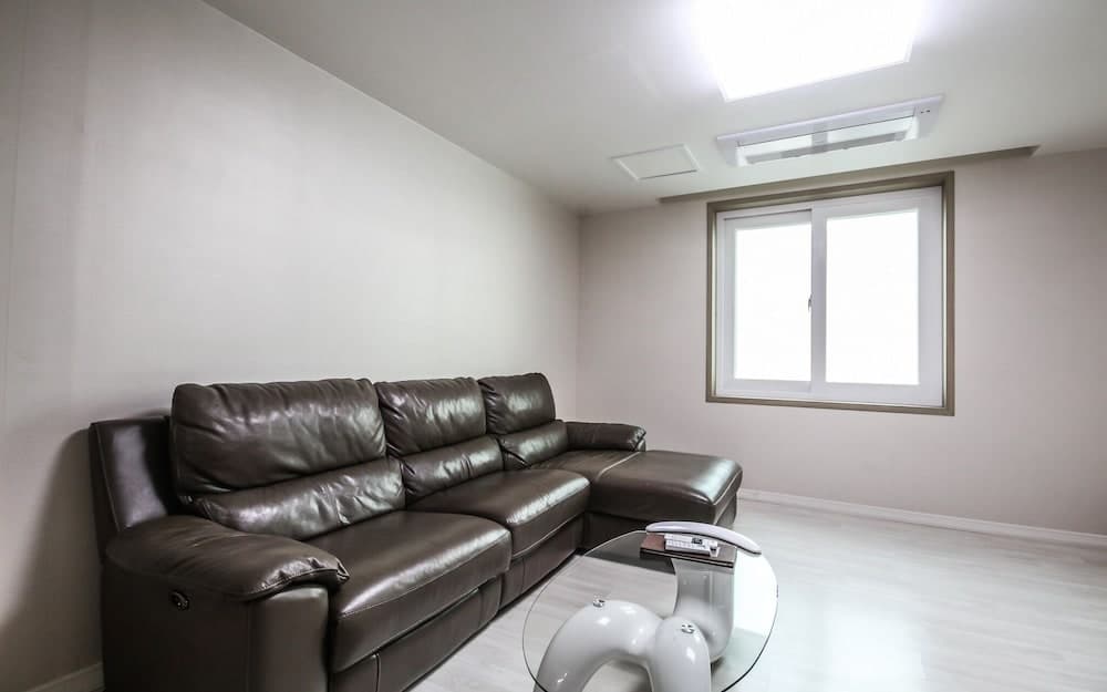 Yeosu Marina Self Check-in Motel