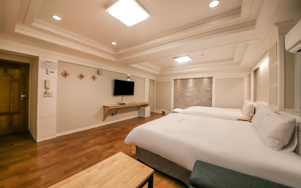 Donghae Buyeong Motel