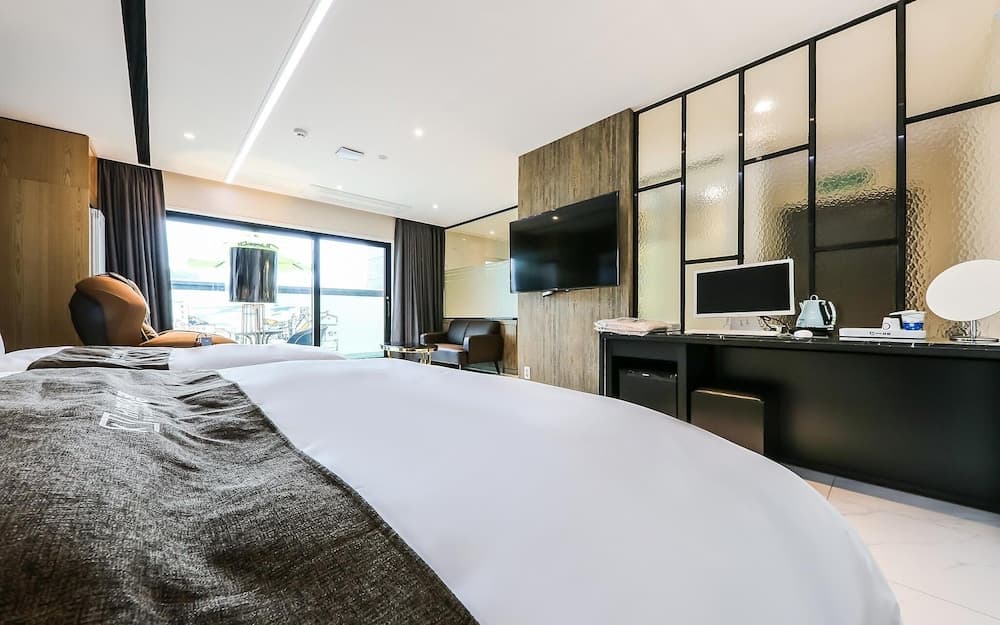 Cheongju The King Hotel